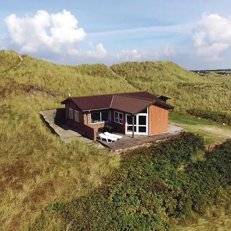 2 Bedroom Awesome In Ринкёбинг