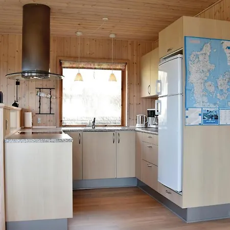 Дом отдыха 2 Bedroom Awesome In *