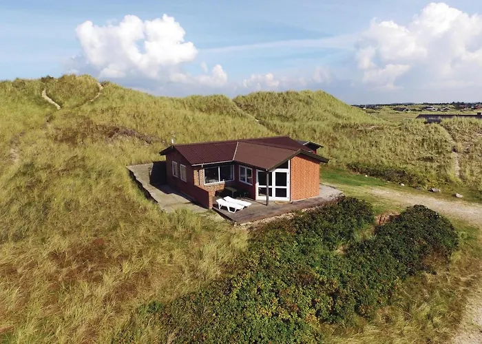 2 Bedroom Awesome In Ringkøbing