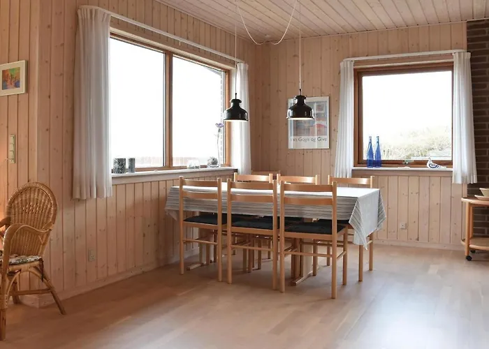 2 Bedroom Awesome In